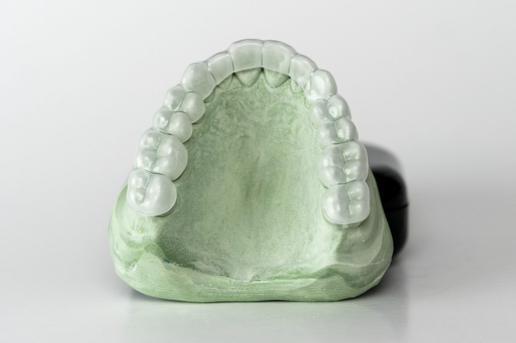 Nočna straža China Orthodontics Dental Lab
